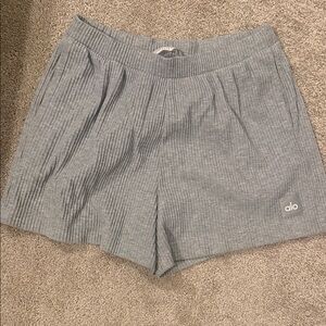 ALO Yoga Women's Muse Gray Shorts